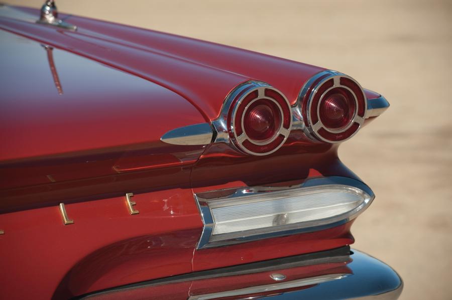  Pontiac Bonneville 389 Tri-Power-425 Convertible 1960 года  (фото 2 из 14)